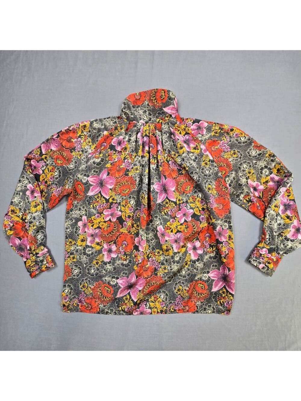 Vintage Tess Size 6 Small Floral Long Sleeve Satin Blouse Boho Mock Neck